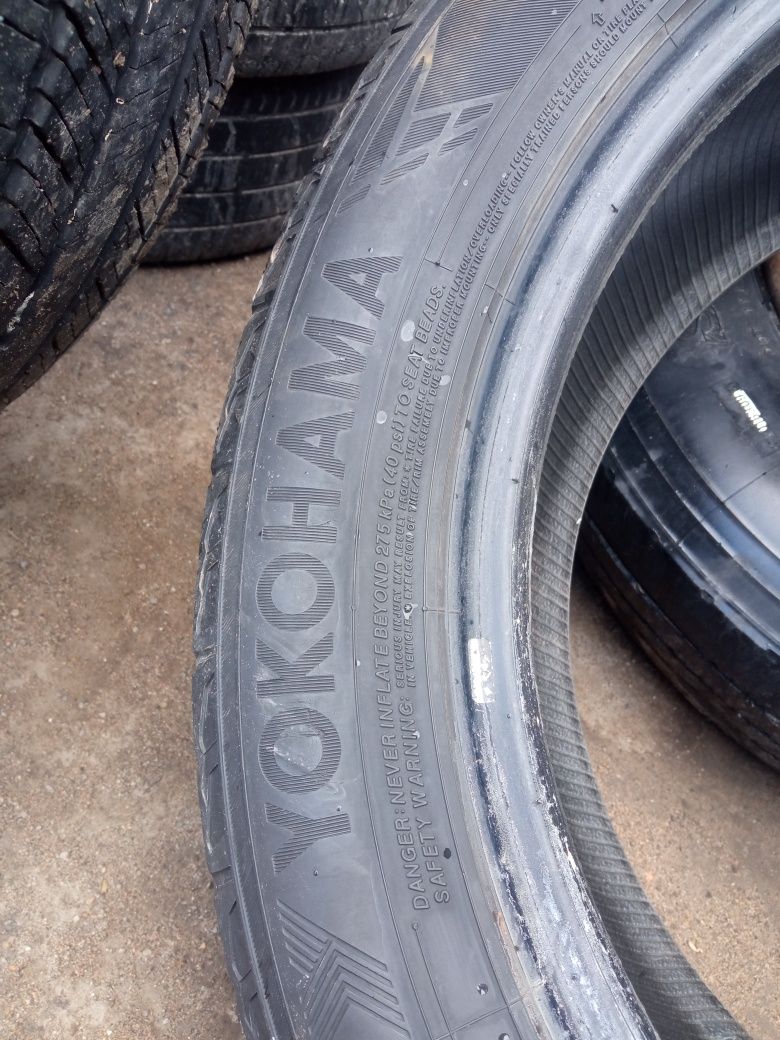 Продам шины YOKOHAMA (2шт)