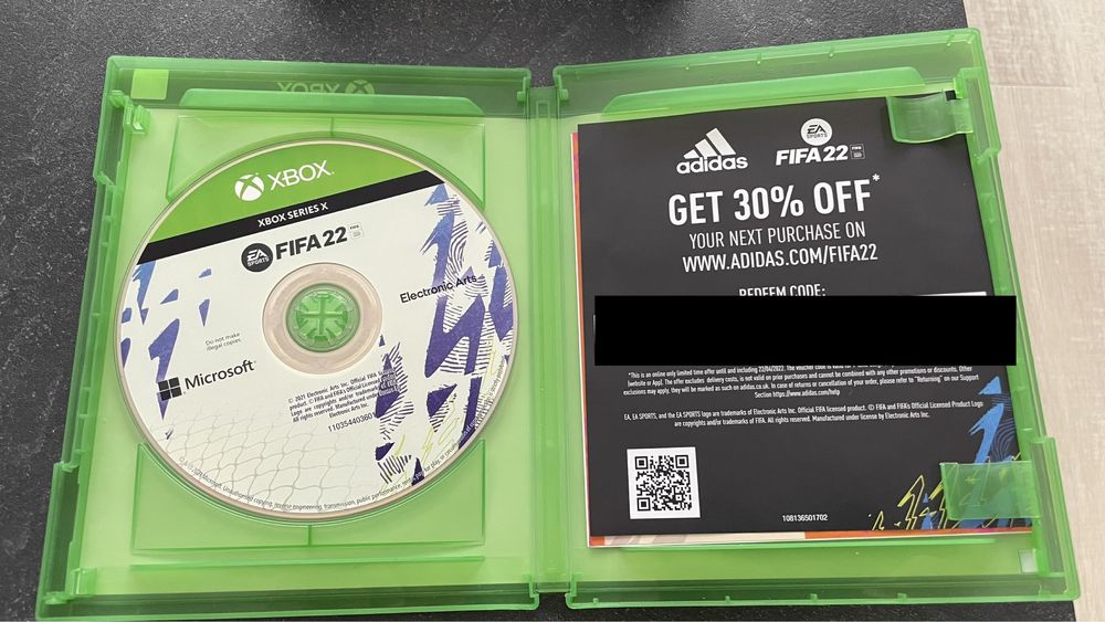 Fifa 22 Xbox Series X + Adidas voucher