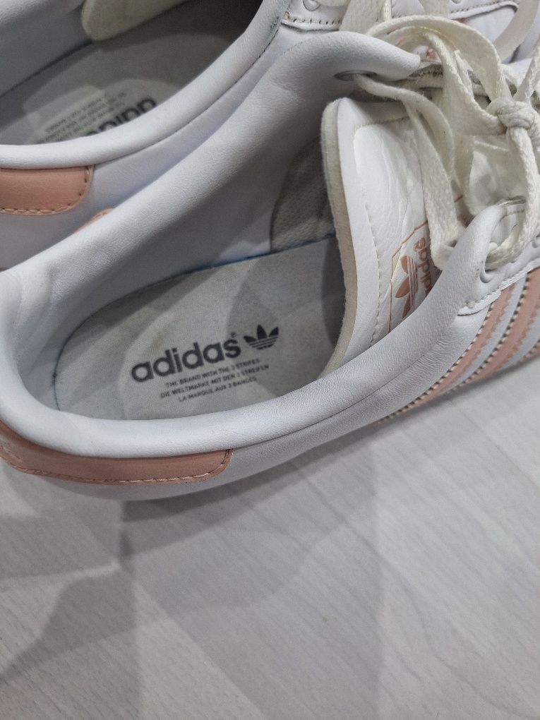 Adidas piele 40, 1/3