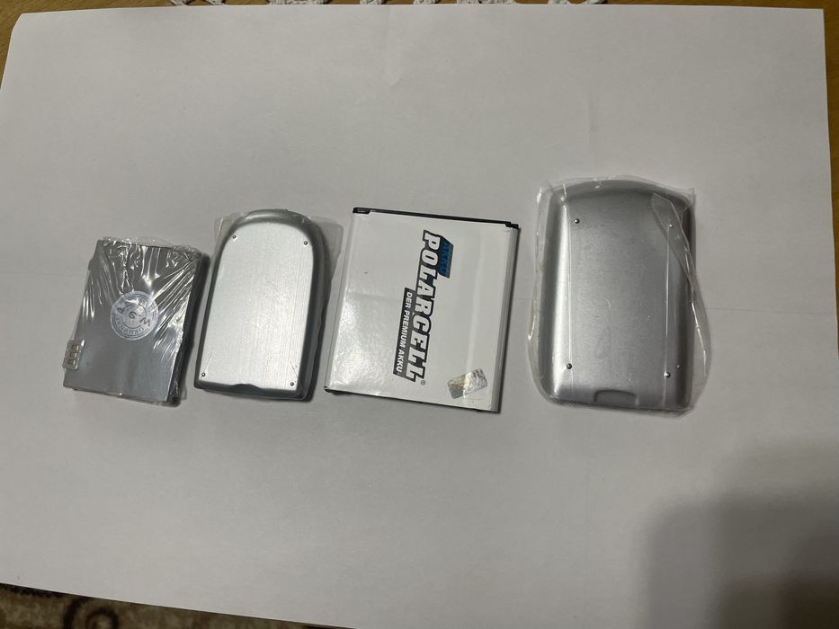 Батерии за телефони с копчета
