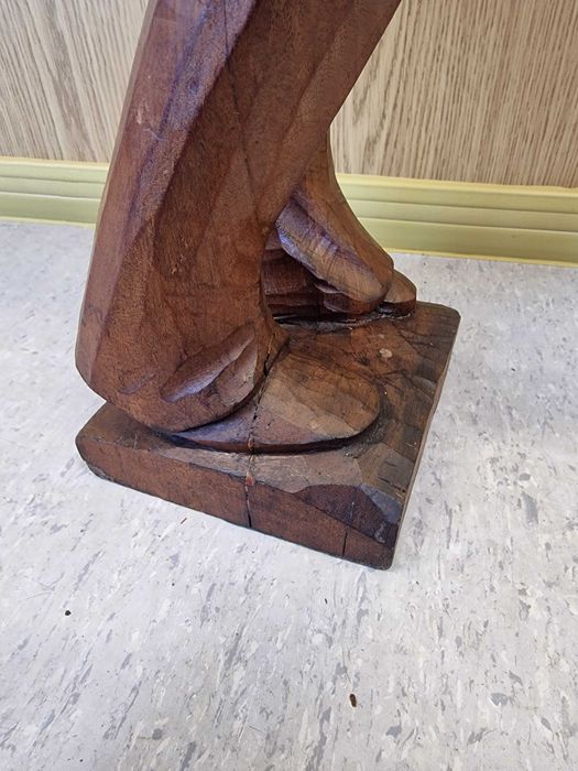 Статуетка дърворезба 70 см.