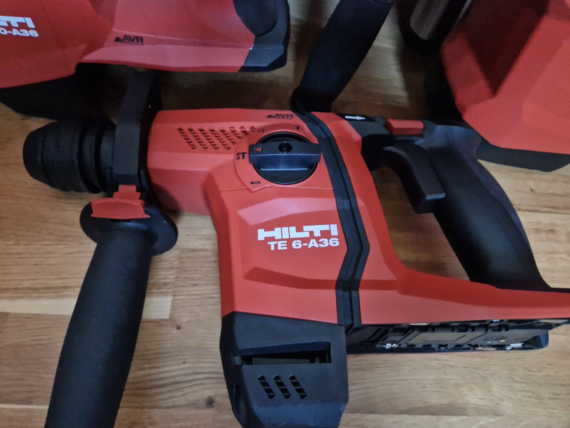 Hilti rotopercutor pe acumulator