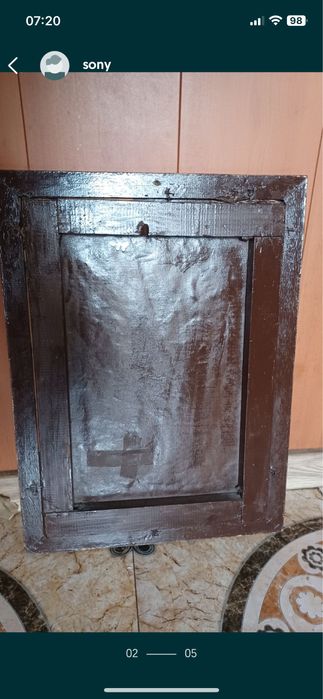 Tablou Biserica veche , Semnat