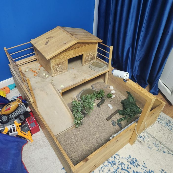 Отдам террариум бесплатно