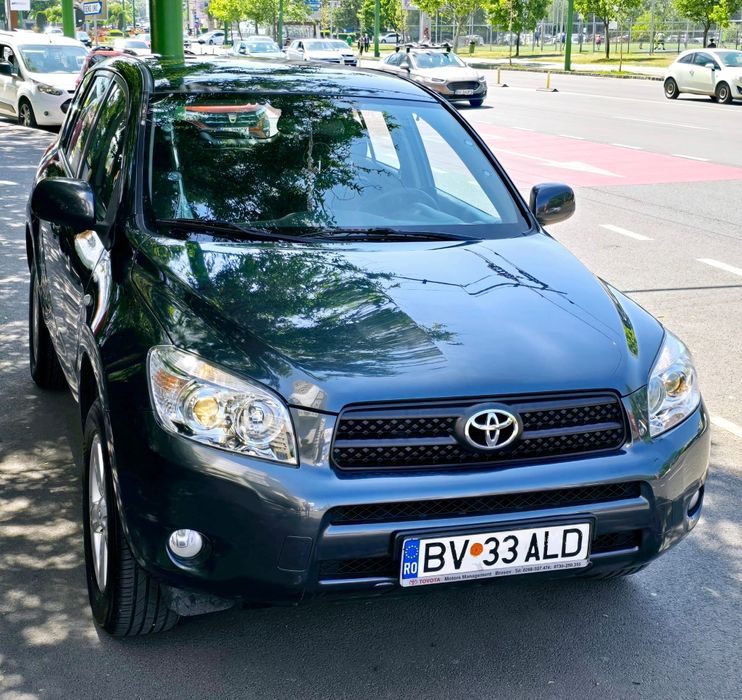 Toyota Rav 4 Benzină 2.0