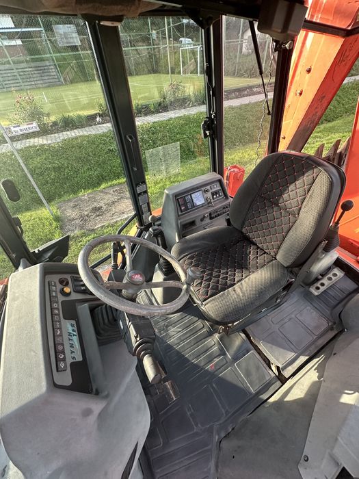 Buldoexcavator Fai Komatsu