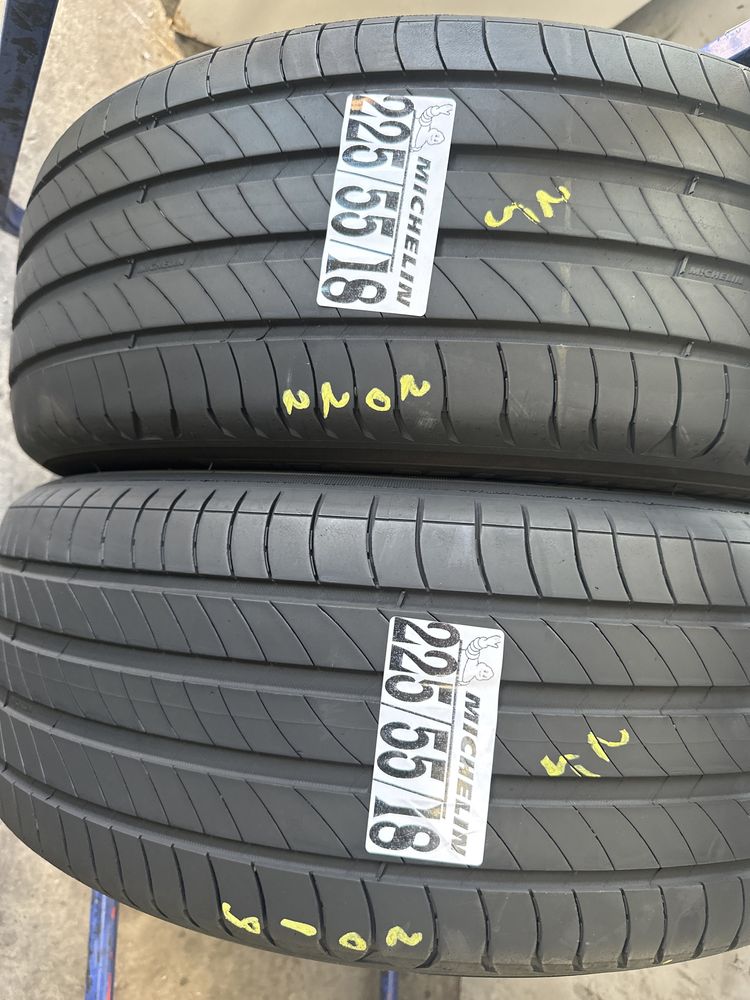 225/55/18 Michelin