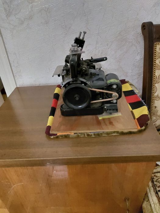 Швейная машика Веретас