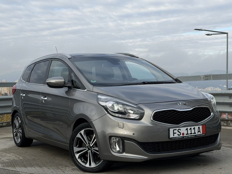 Kia Carens Spirit 7 Locuri**Automat**Panorama**1.7 Diesel 136 cp