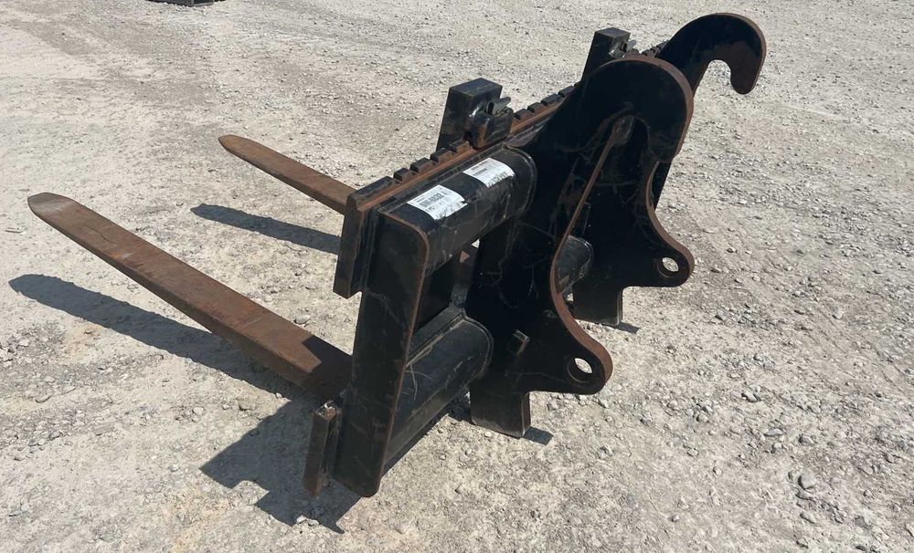 Furci paleti pentru vole incarcatoare frontale originale Caterpillar