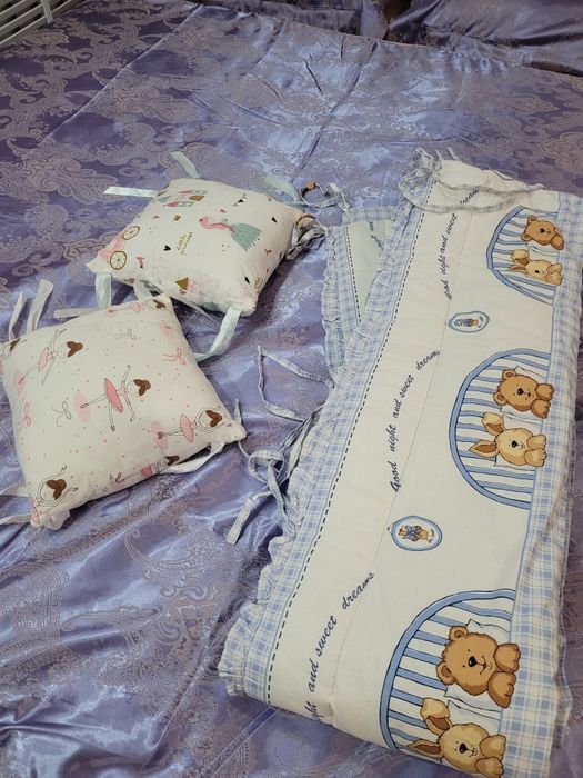 Продам бортики для кровати детские  для мальчика и девочки