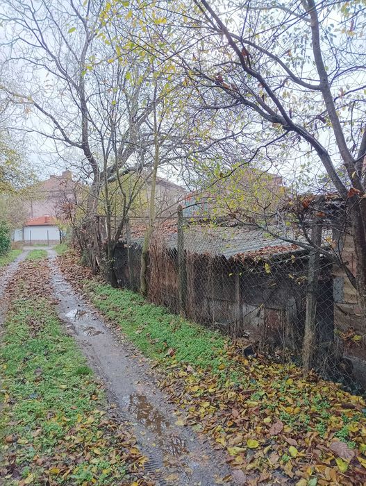 Продавам парцел в гр. Казанлък