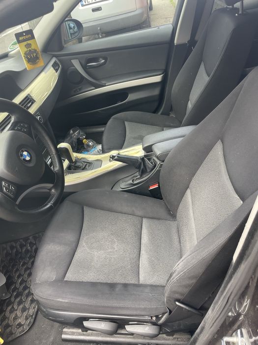 Detailing auto interior exterior  MONTAM SI PARBRIZE