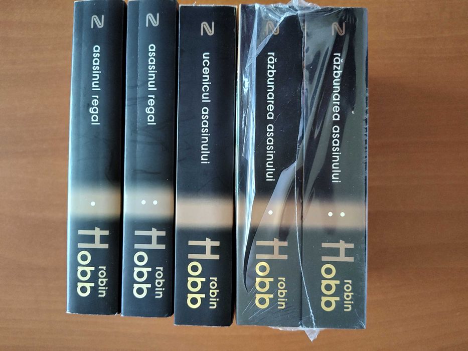 Robin Hobb - trilogia Farseer (5 vol.)