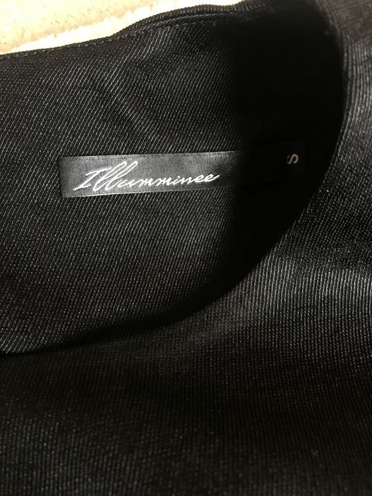 Топ и пола Illuminee