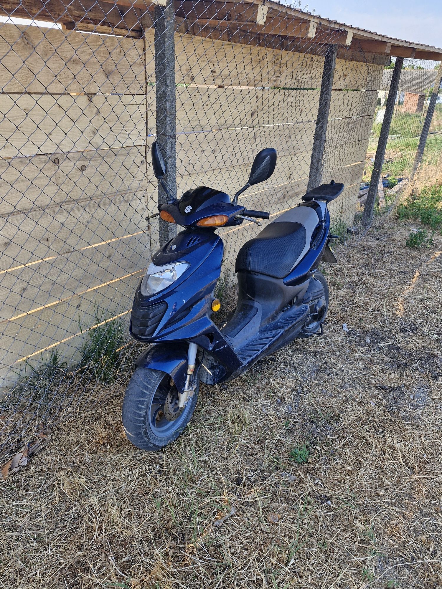 Vând suzuki katana ay 50
