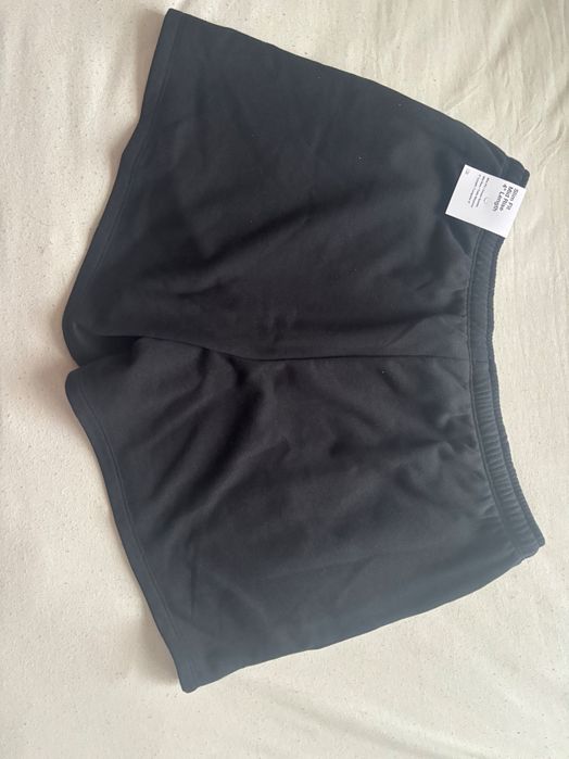 Нов женски къс панталон NIKE, М размер