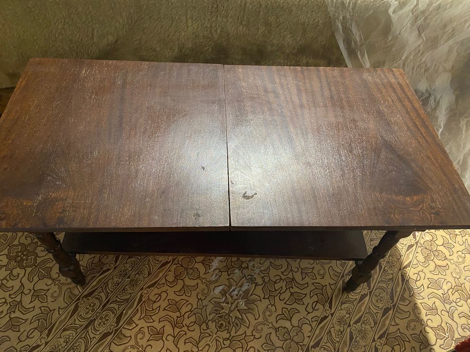 Холна маса, използвана, запазена