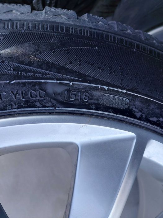 Set 4 anvelope Nokian wr4 245 45 r18 ci128