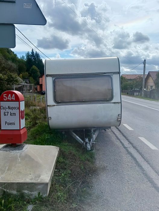 Rulotă second-hand pentru proiecte / camping / fast-food