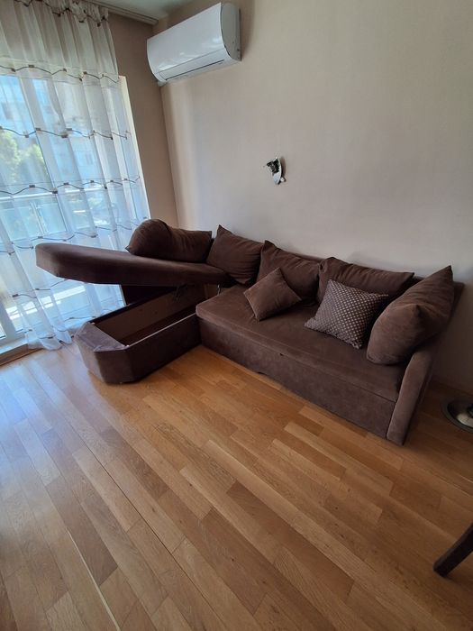 Ъглов разтегателен диван