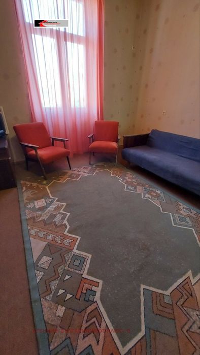 Дава под наем 3-стаен гр. София - Център 99m²