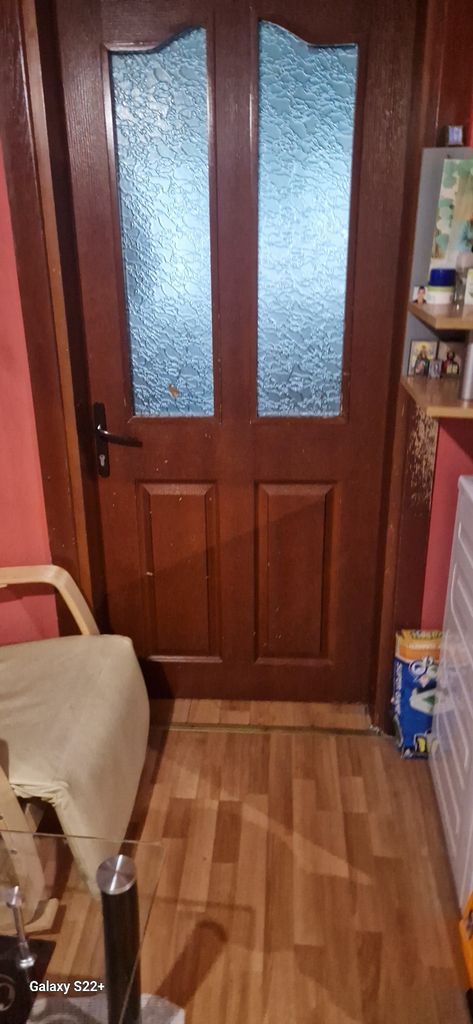 Продава се Тристаен апартамент в Силистра, Център - 80 кв.м за 702 €/кв.м - Снимка #3