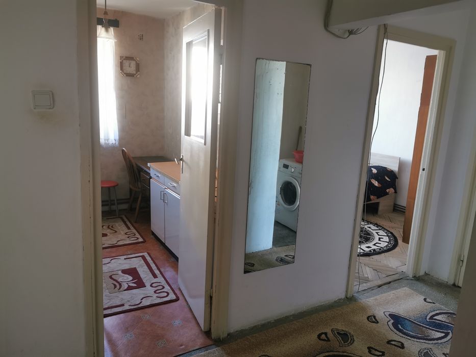 Închiriez apartament 2 camere