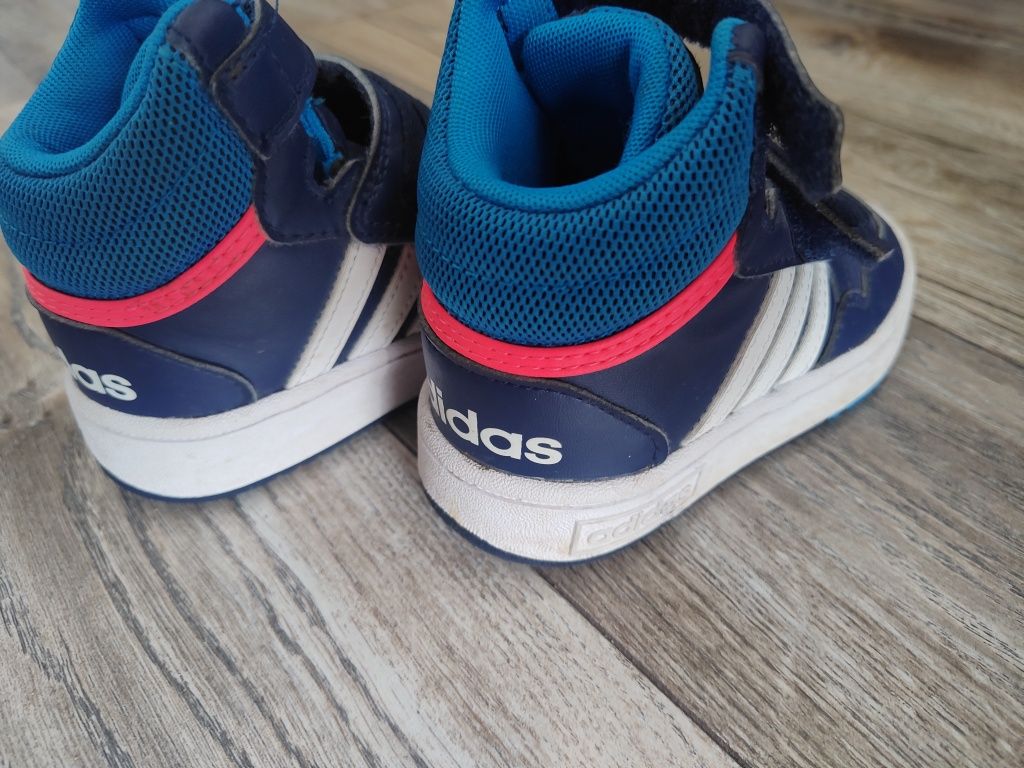 Детски кецове Adidas 25ти номер