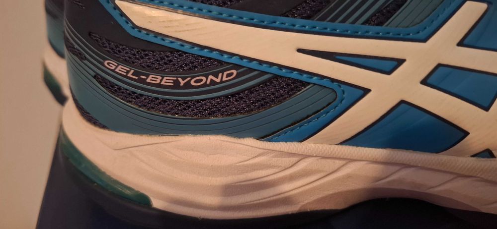 Adidași Asics Beyond 6, nr. 41.5, 26cm, V1
