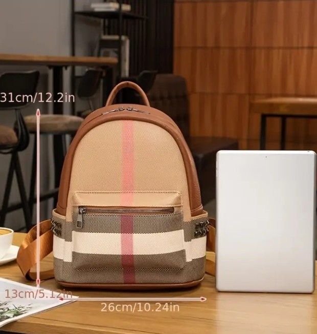 Set rucsac(31/26cm) si portofel,super calitate, saculet, etichetă