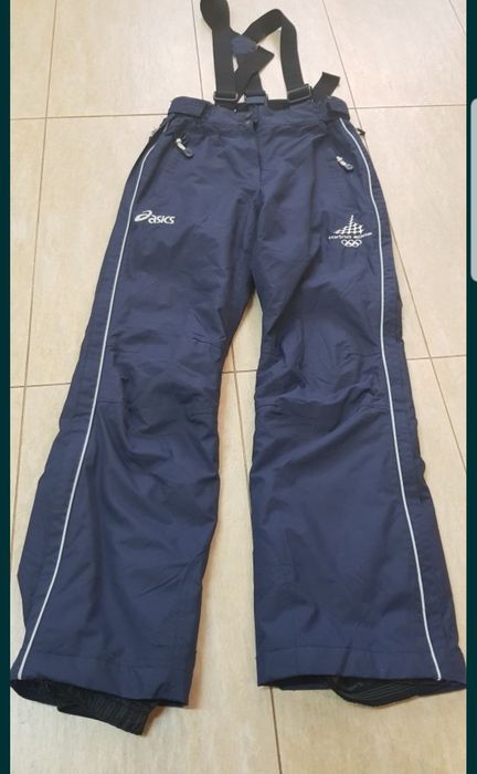 Pantaloni ski Asics cu licenta
