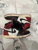 Jordan 1 bread toe