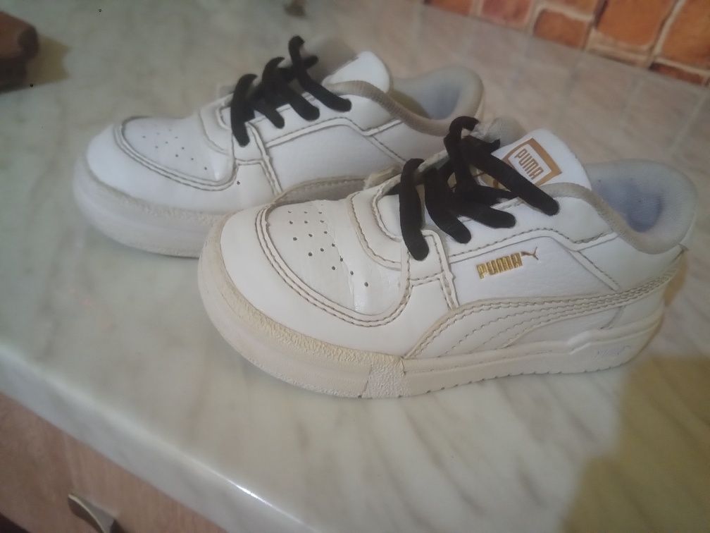Adidași Puma mărime 24