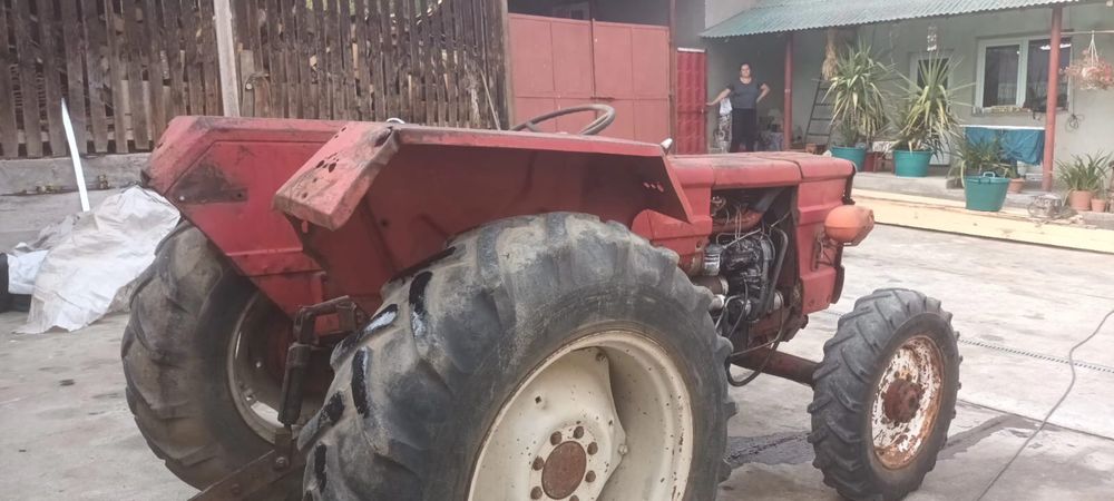 Vand tractor dt445