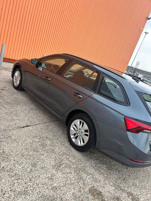 Skoda Octavia SKODA Octavia Combi DSG 2021