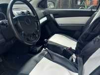 Chevrolet Aveo 2010 
Motor 1.4 101 
Fost taxi ( condusa doar de mine )