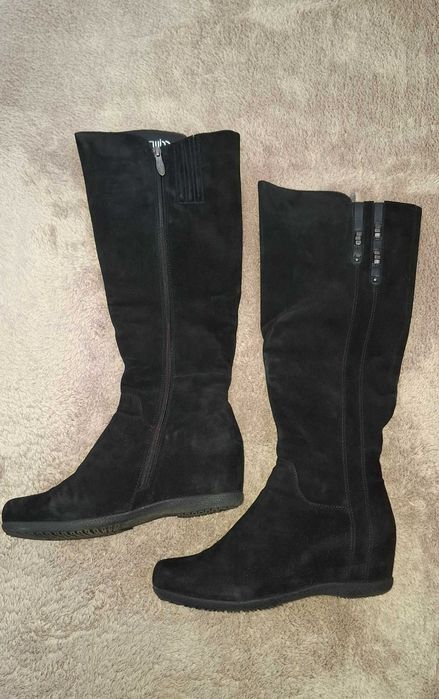 Продам зимние сапоги полностью натуральные