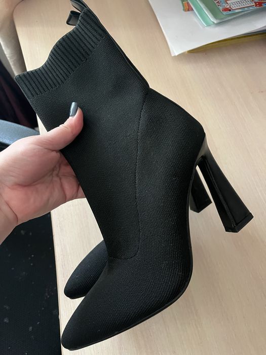 Продам классную,стильную обувь .