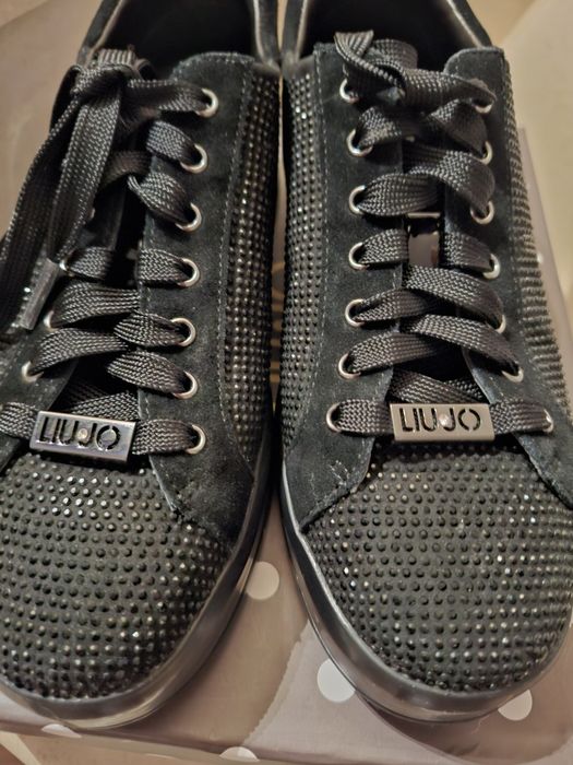 Liu jo сникърси 38 номер.