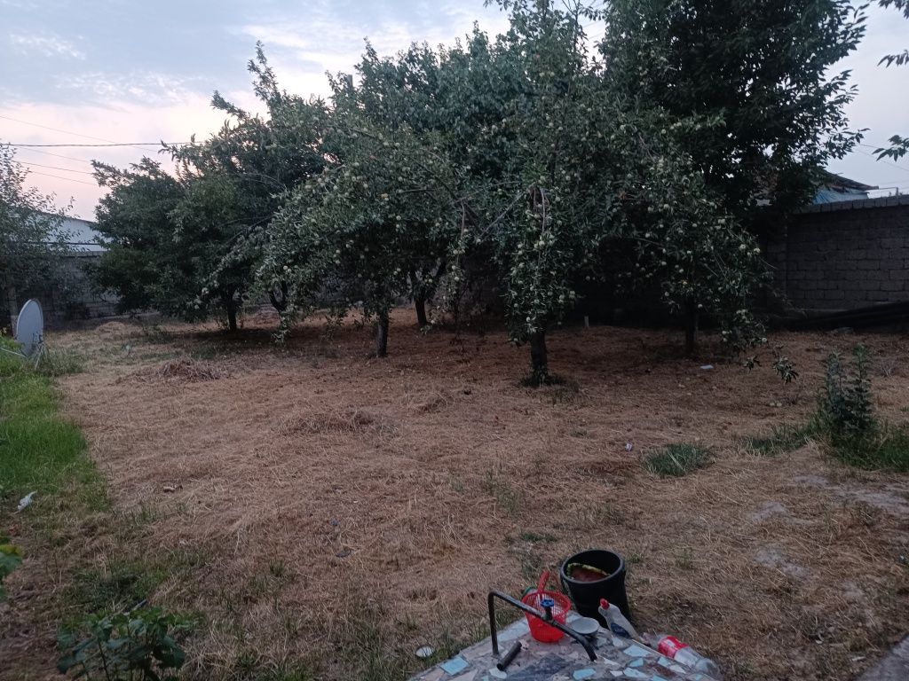 Srochna uy sotiladi