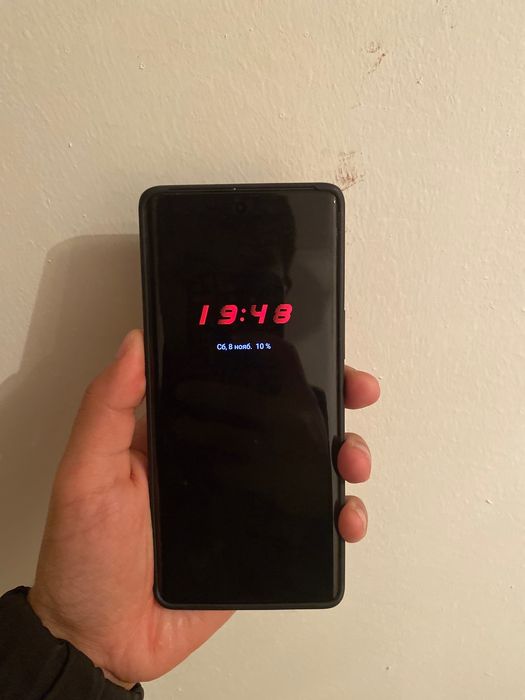 Смартфон Vivo V40 12 ГБ/256 ГБ серебристый