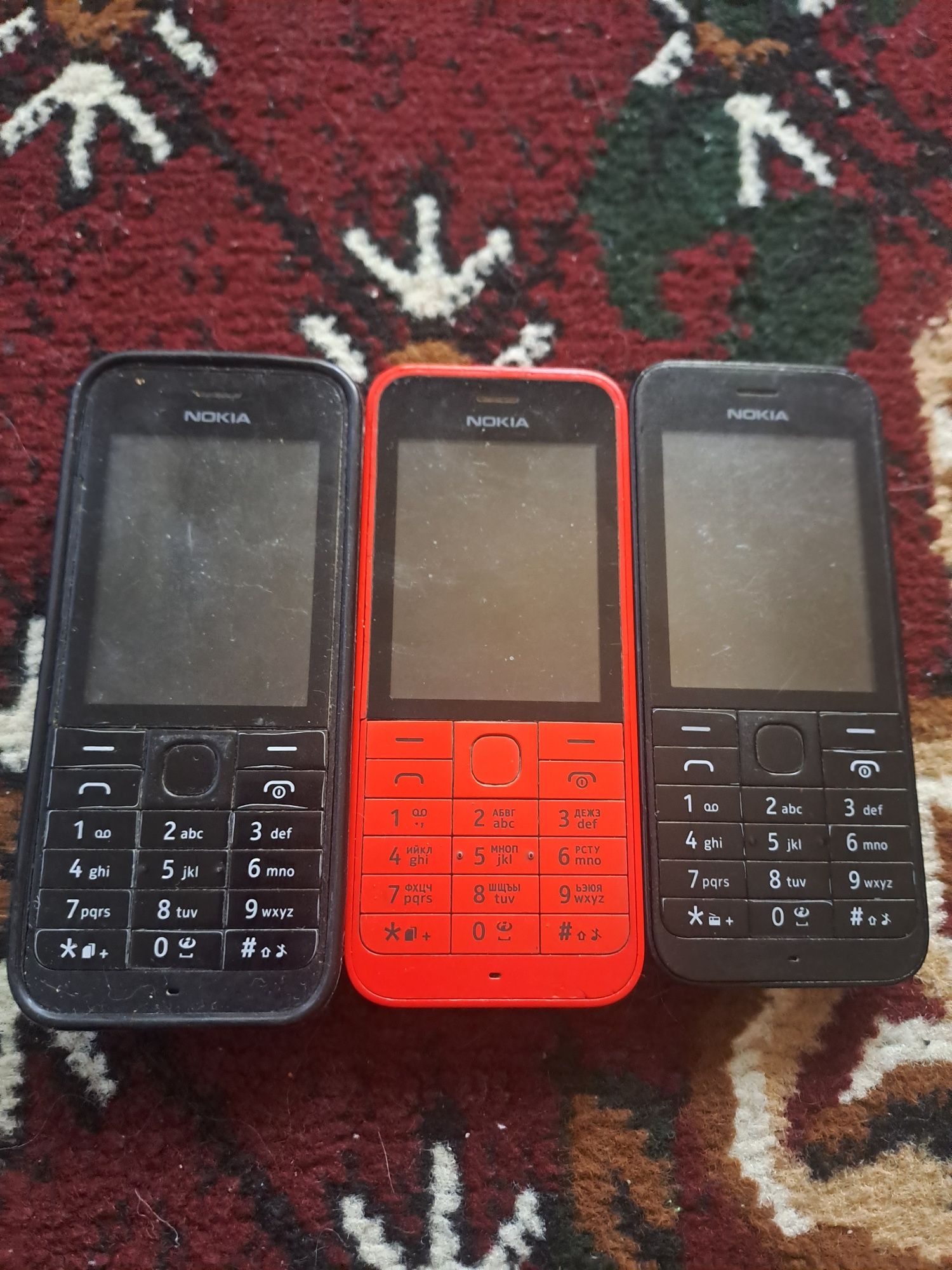 NOKIA  legendarni telfonlar   sotiladi