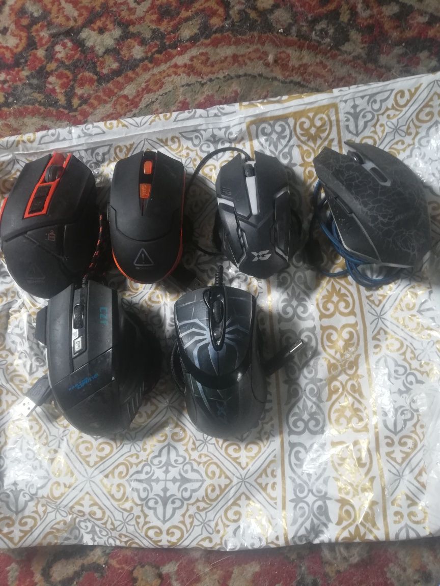 Продам мышь игровую