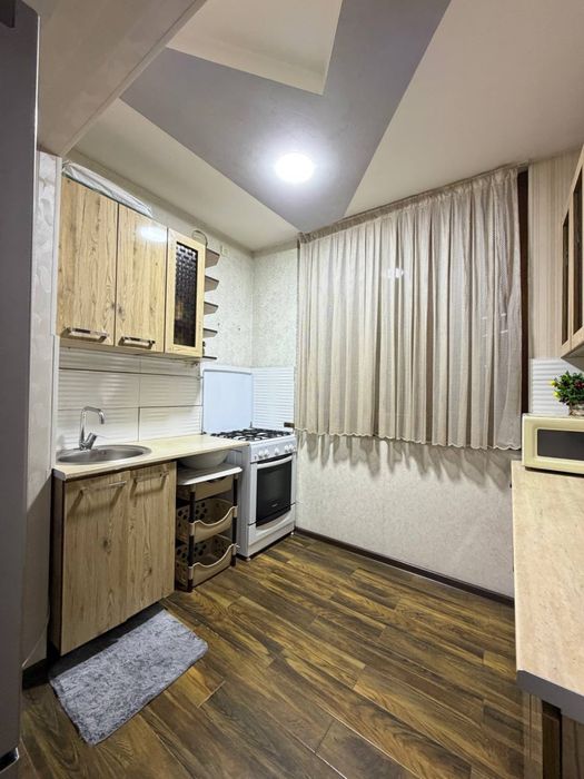 Срочно пррдается 5/4/5 Юнусабад 15 с ремонтом