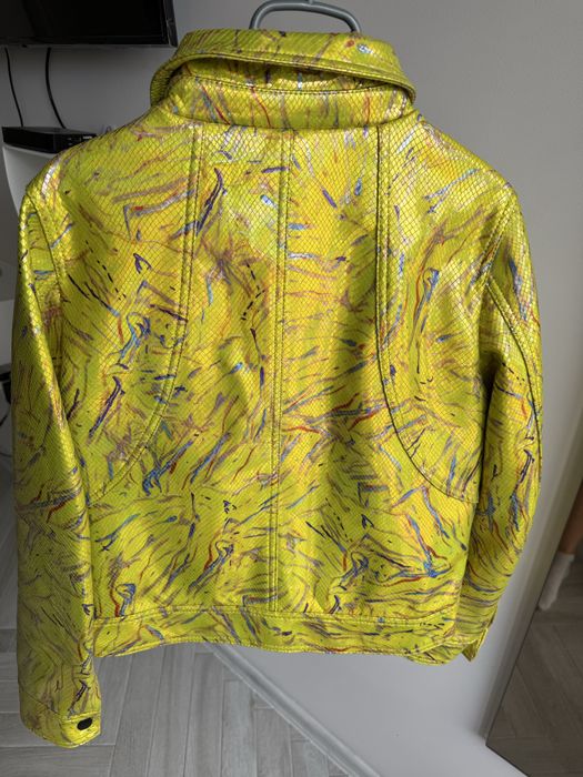 Жълто яке Desigual