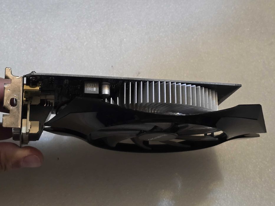 Placa video GIGABYTE GeForce GT 640 2GB DDR3 PCI-E 2.0 x16  N640OC-2GI