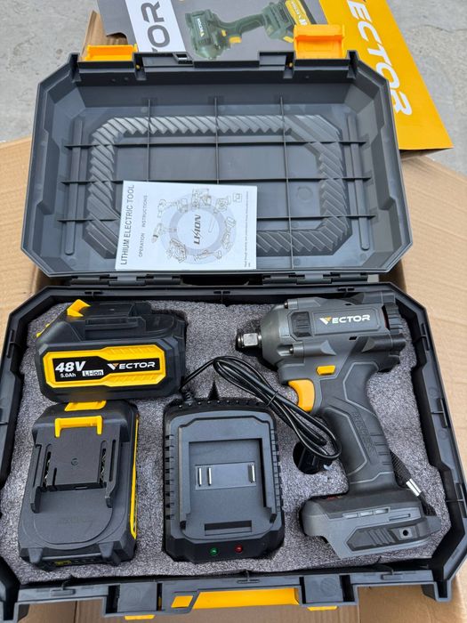 Аккумляторный гайковерт Vector
