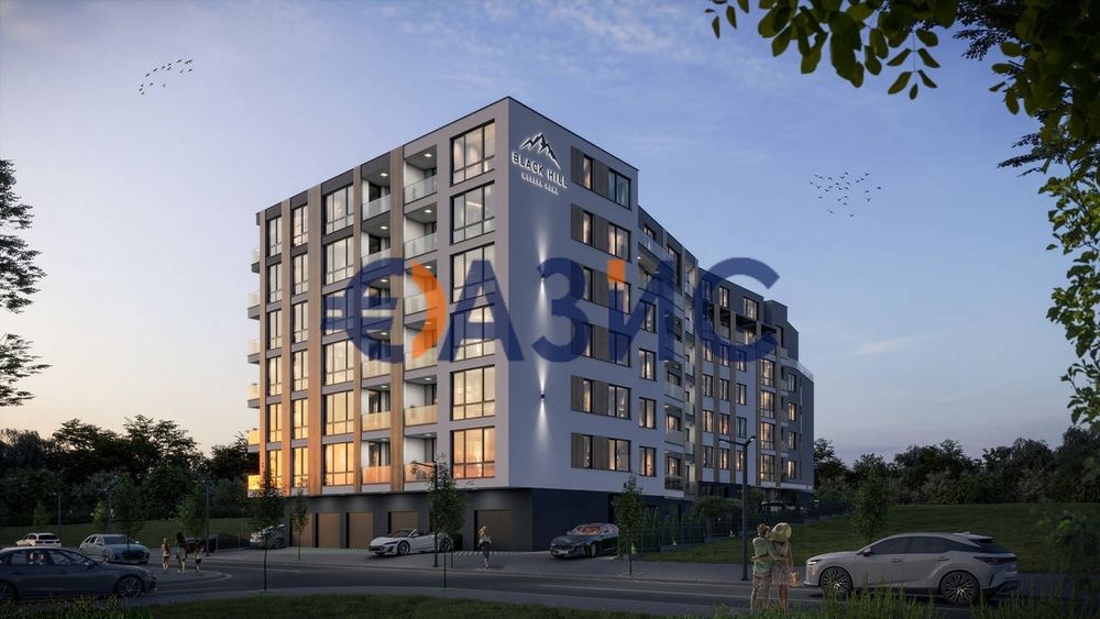 Продава се Тристаен апартамент в Бургас, Център - 99 кв.м за 899 €/кв.м - Снимка #3