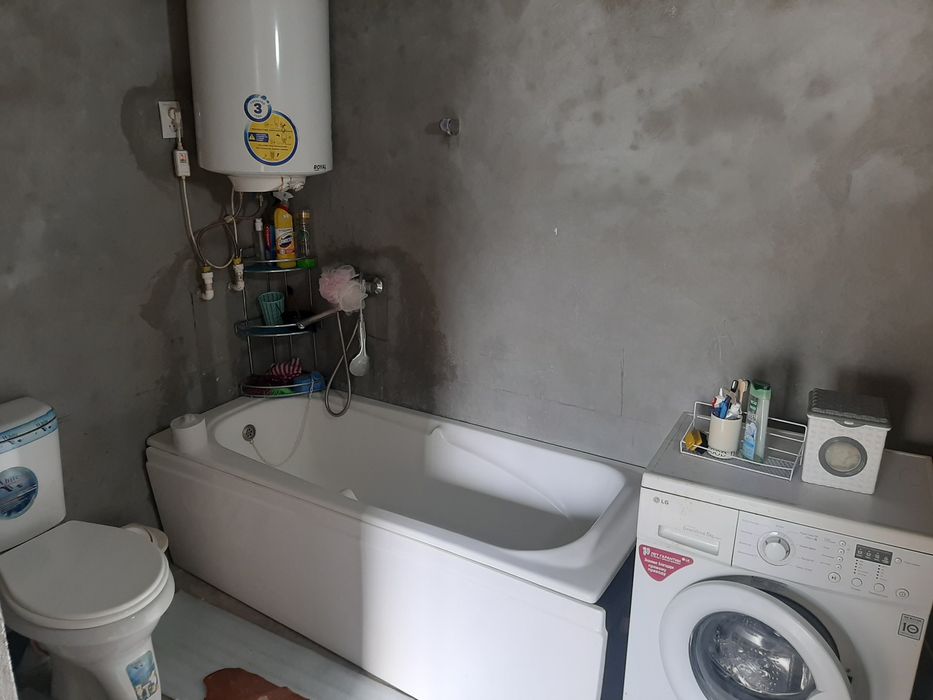 Куксаройда ховли уй сотилади